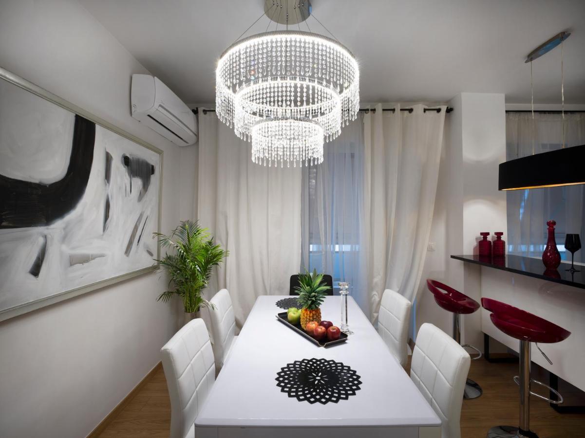 Elegant Apartment In Glyfada Athènes Extérieur photo